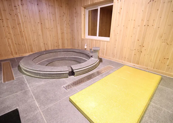 남포 리자인 모텔